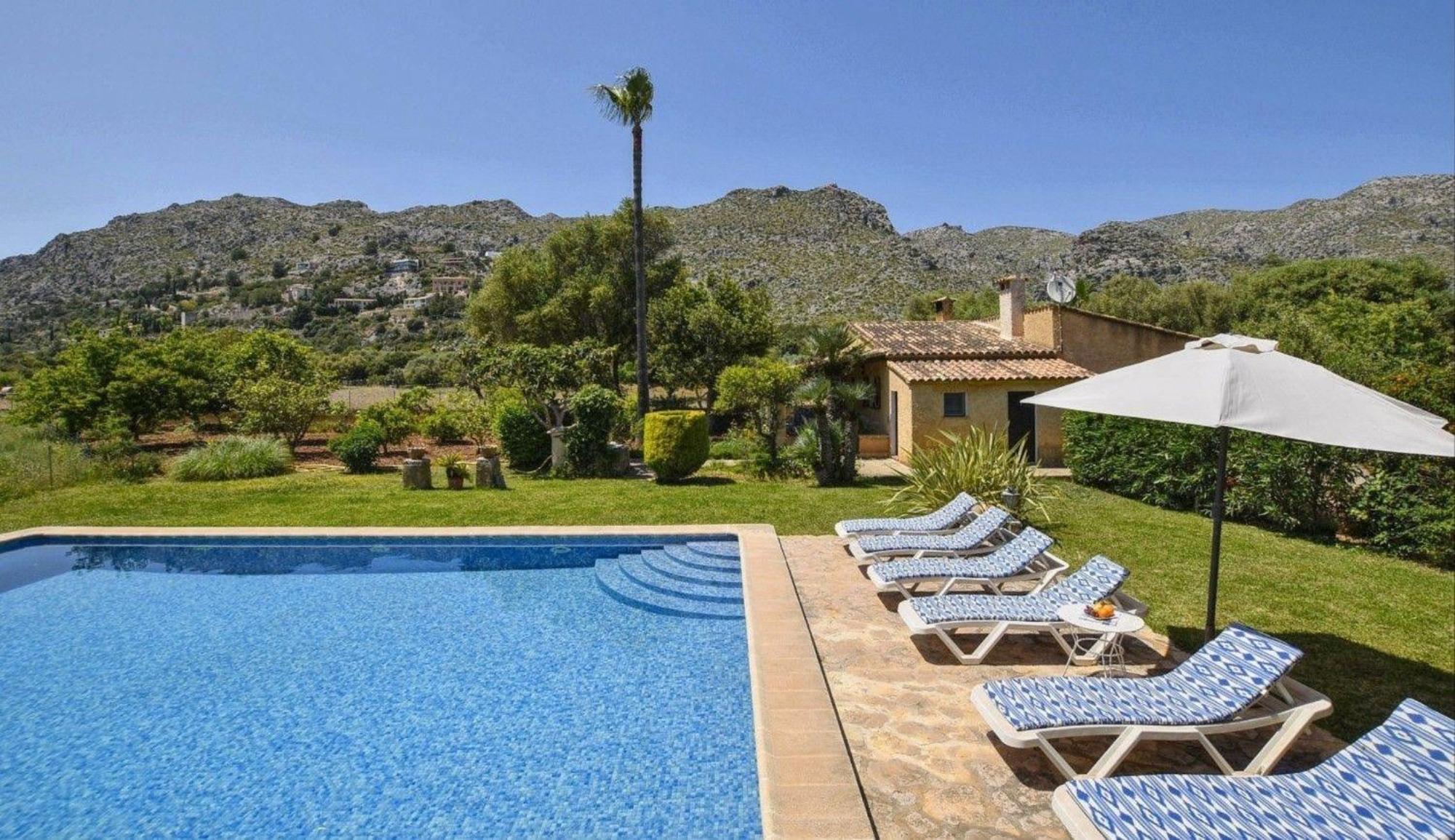 Wunderschoenes Im Landhausstil Mit Pool Fuer 6 Personen, 6 Km Vom Entfernt * Pollença