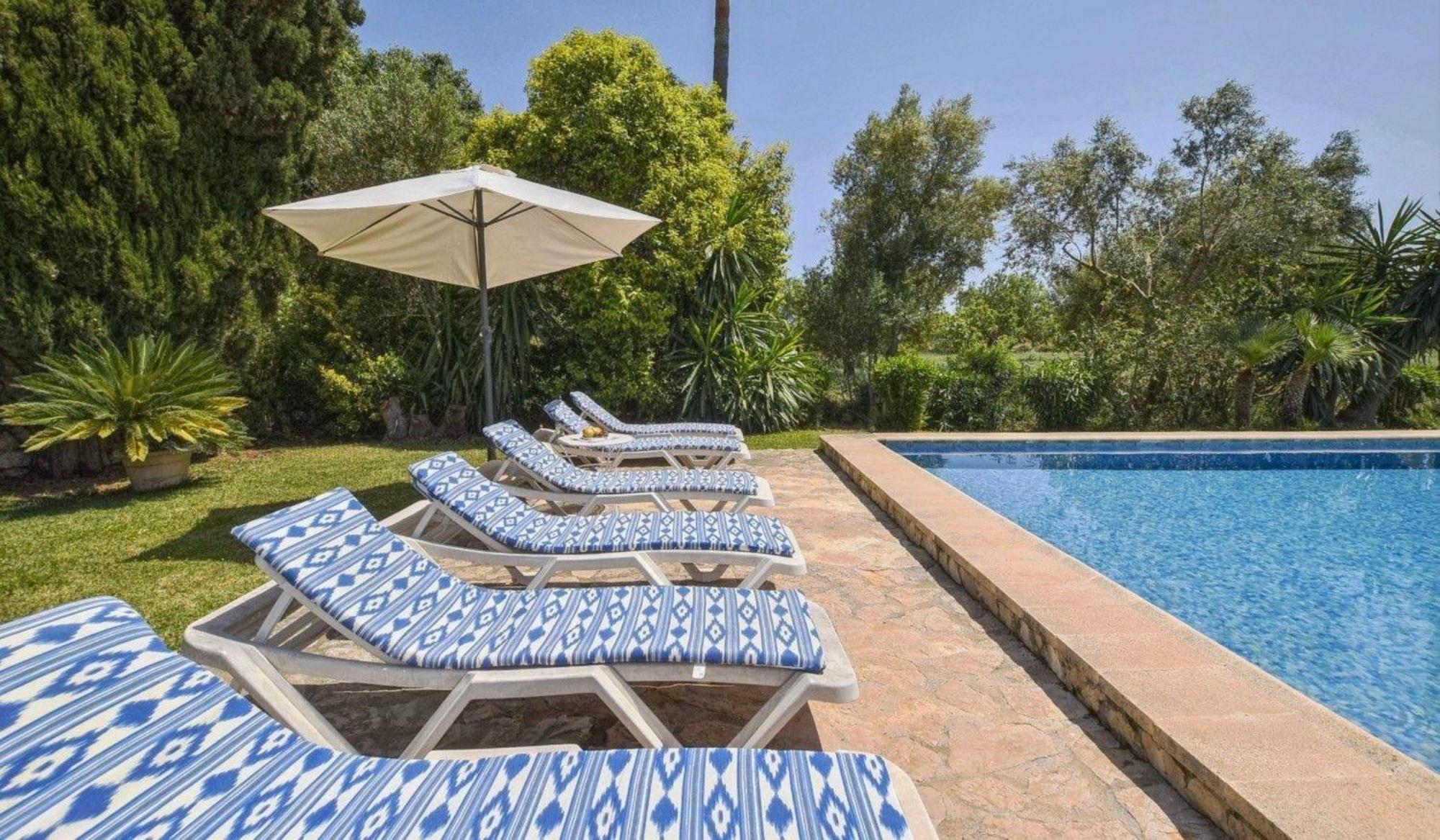 Ferienhaus Wunderschoenes Im Landhausstil Mit Pool Fuer 6 Personen, 6 Km Vom Entfernt Pollença
